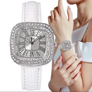 Square Design Starry Sky Quartz Watch With Diamonds croc embossed white band